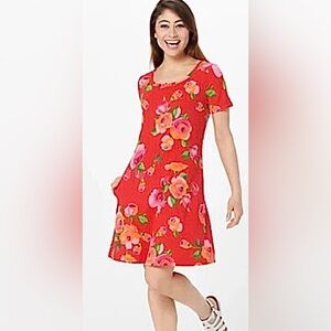 Isaac Mizrahi Livel Short-Sleeve Swing Dress
Rose Floral, Medium